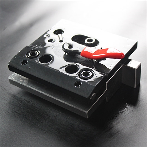 折彎機模具夾板