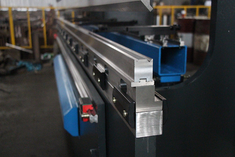 折彎?rùn)C(jī)下模