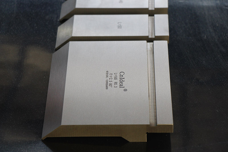 數(shù)控折彎機上模具