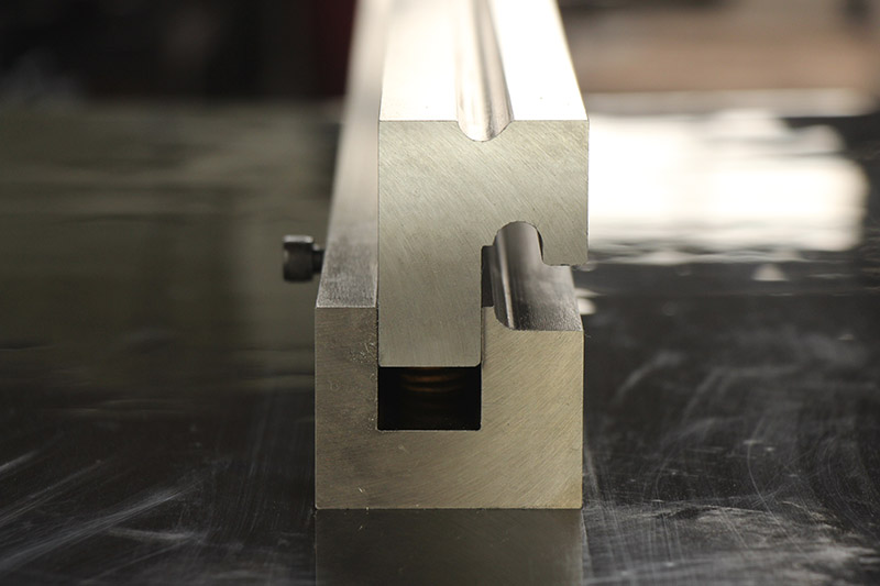 折彎機(jī)鉸鏈模