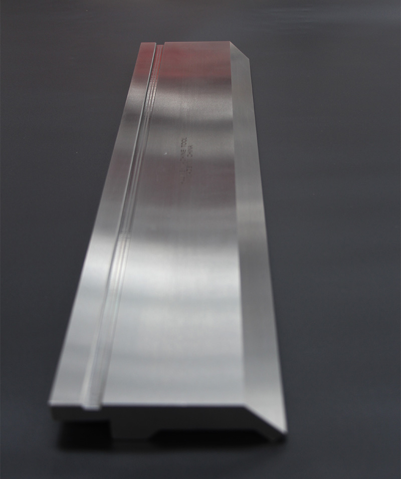 標(biāo)準(zhǔn)折彎?rùn)C(jī)上模